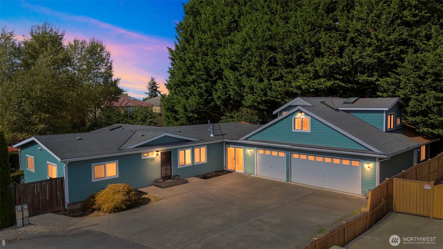 11120 SE 234th Place , Kent, WA 98031