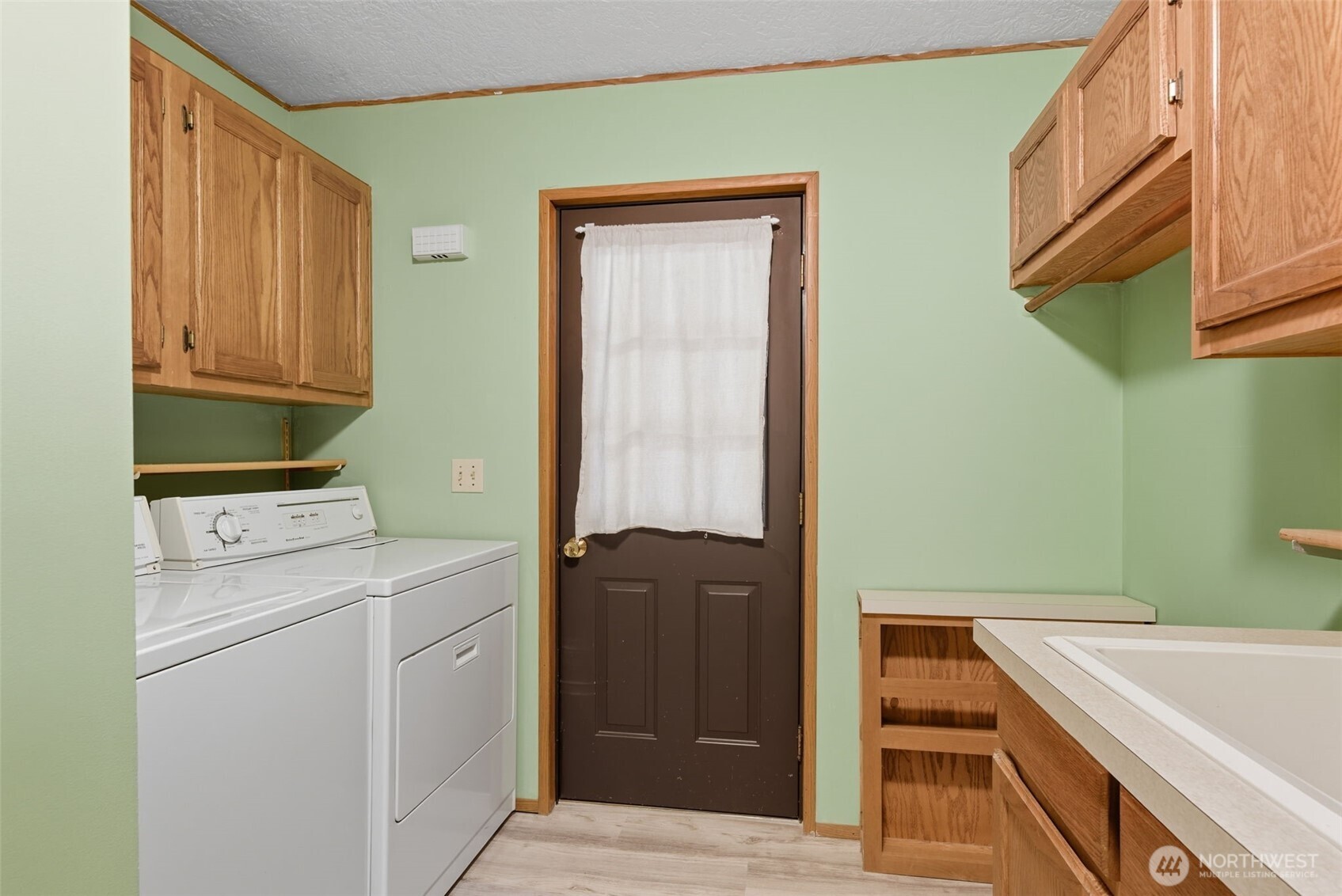 11120 SE 234th Place , Kent, WA 98031