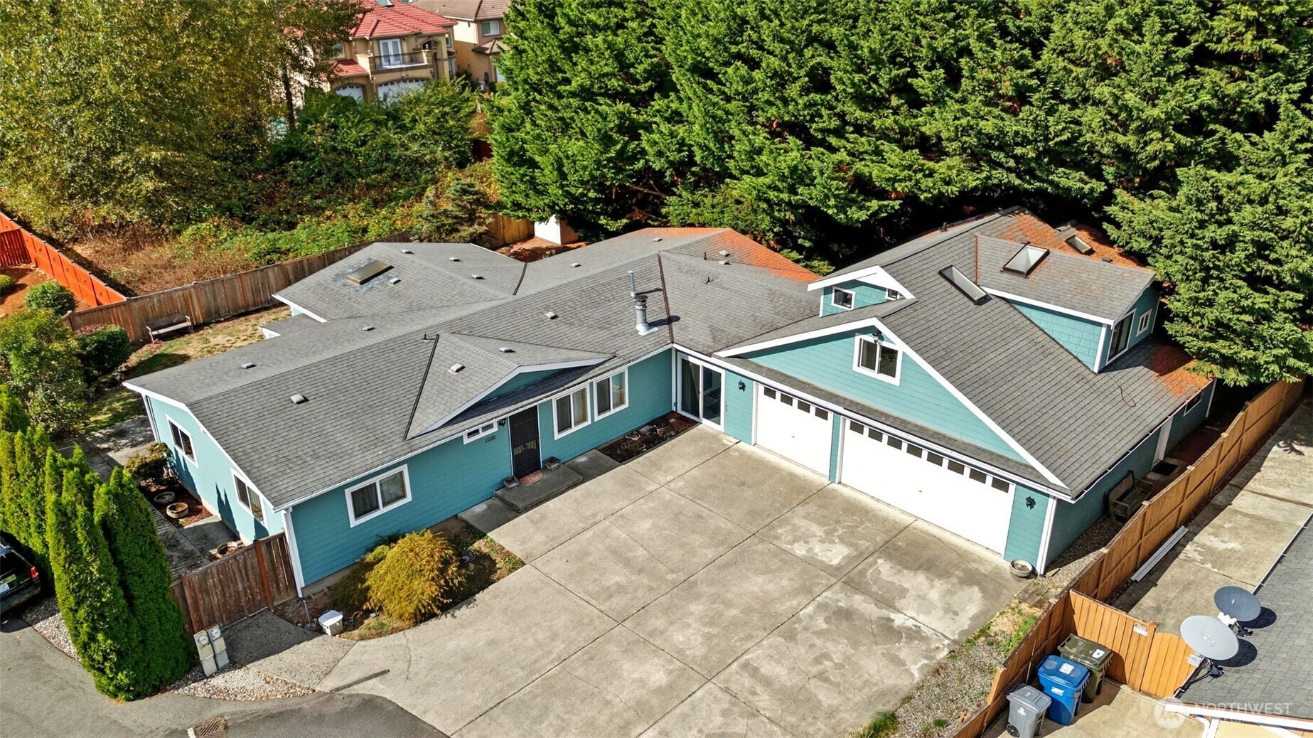11120 SE 234th Place , Kent, WA 98031