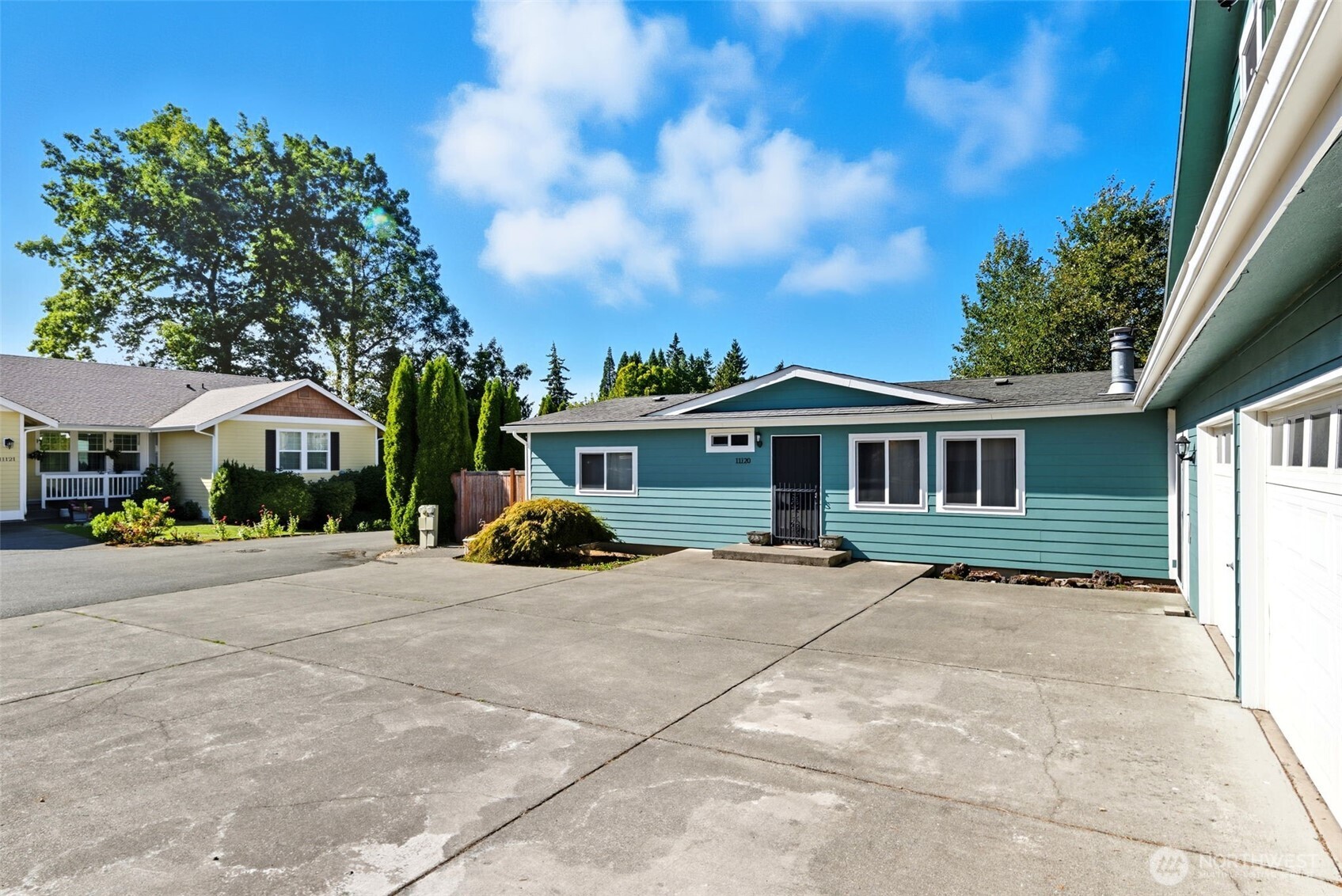 11120 SE 234th Place , Kent, WA 98031
