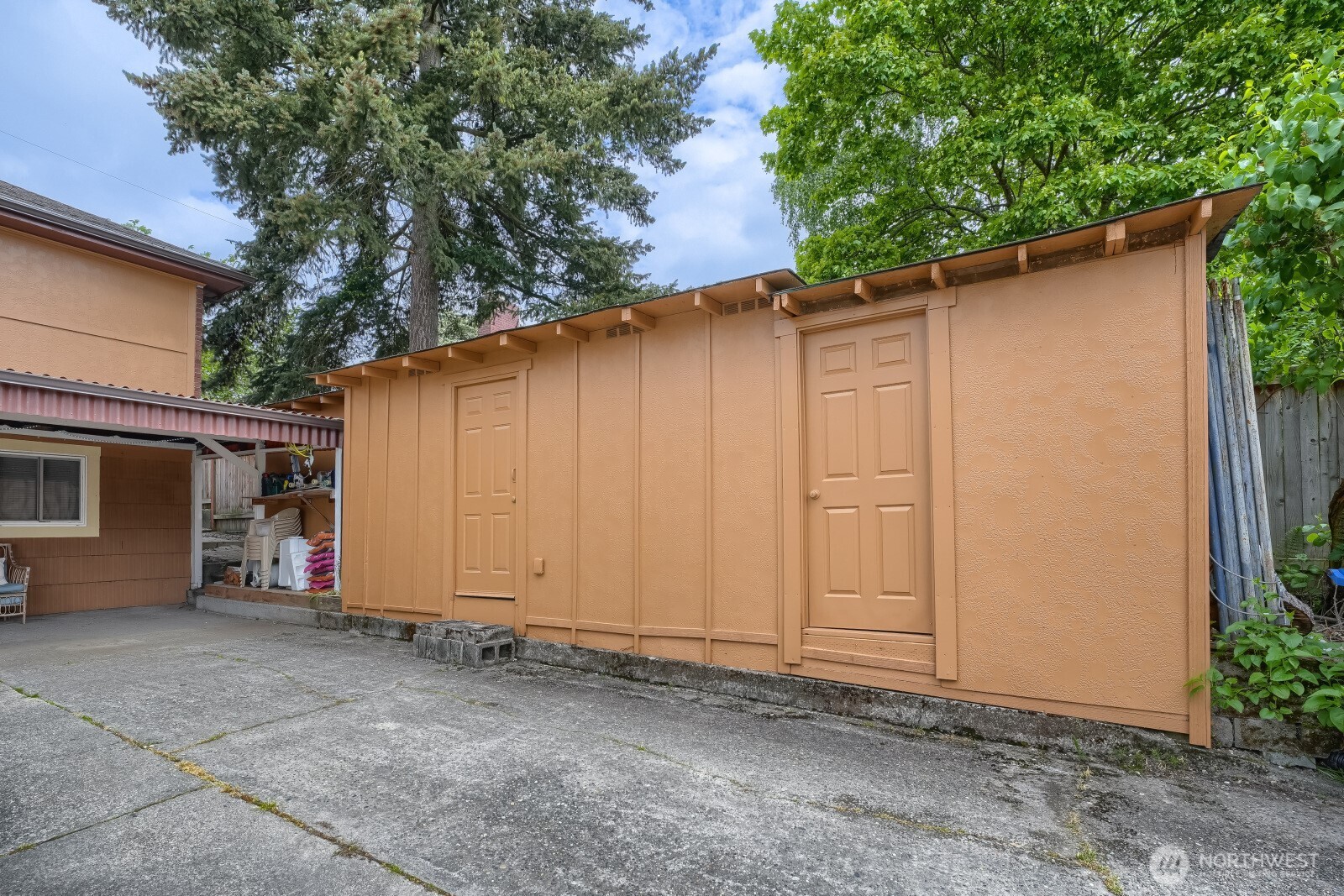 4207 S Bateman Street , Seattle, WA 98118