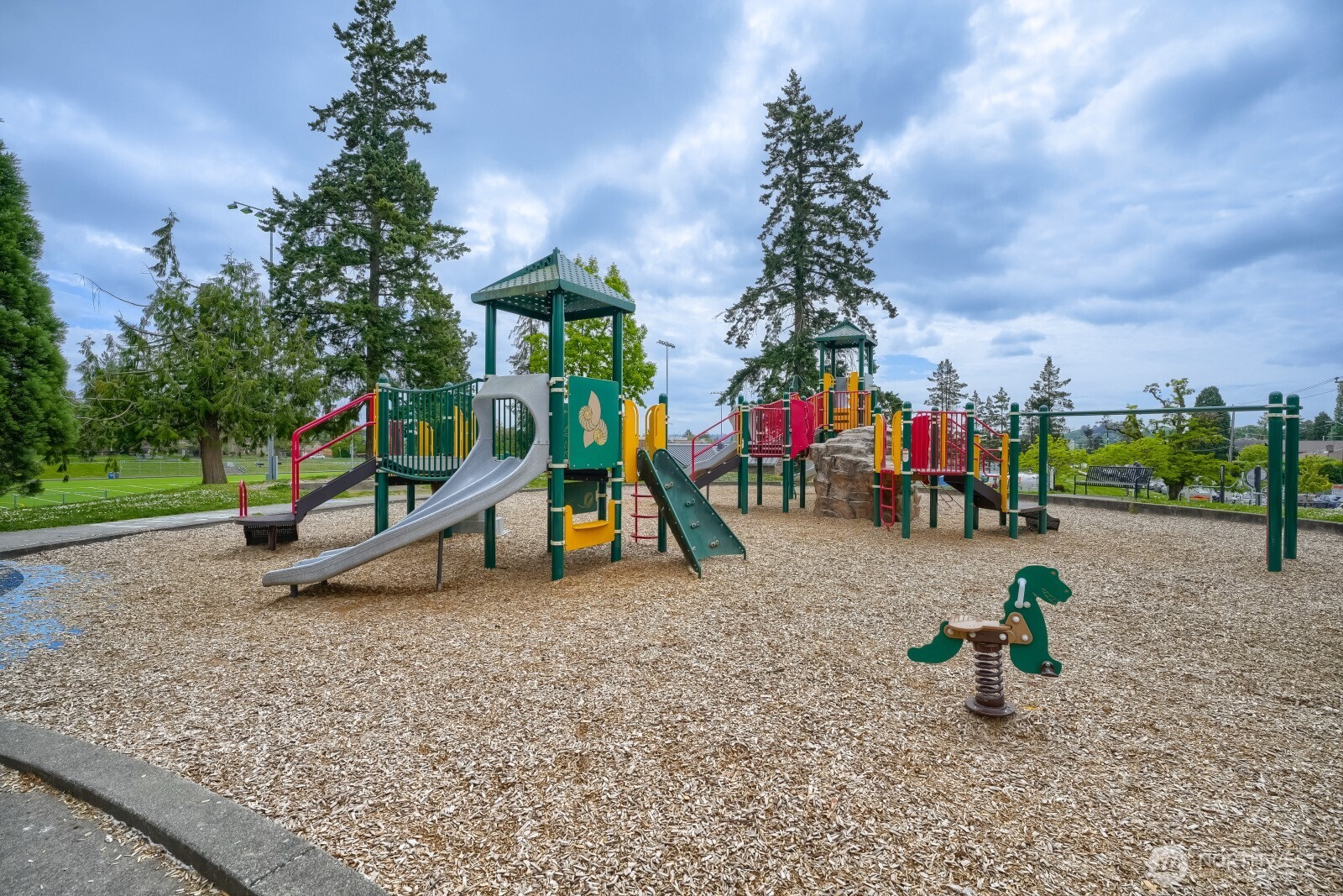 4207 S Bateman Street , Seattle, WA 98118