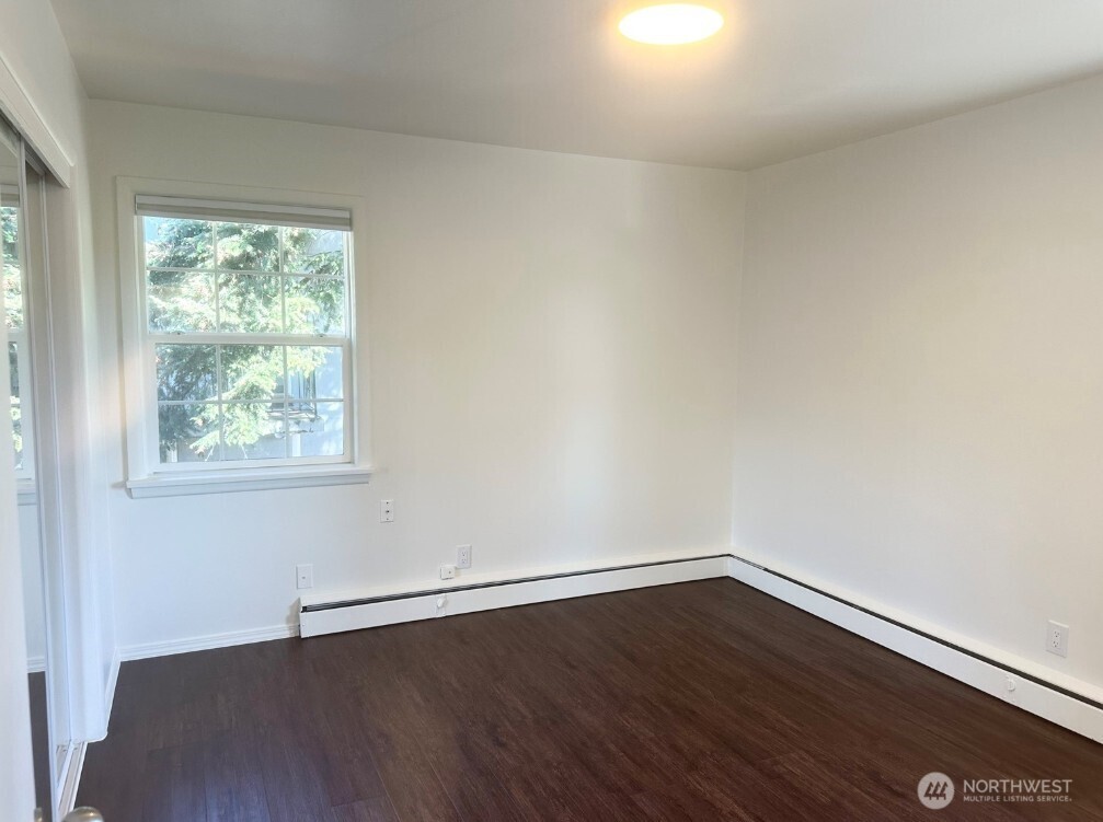 4207 S Bateman Street , Seattle, WA 98118