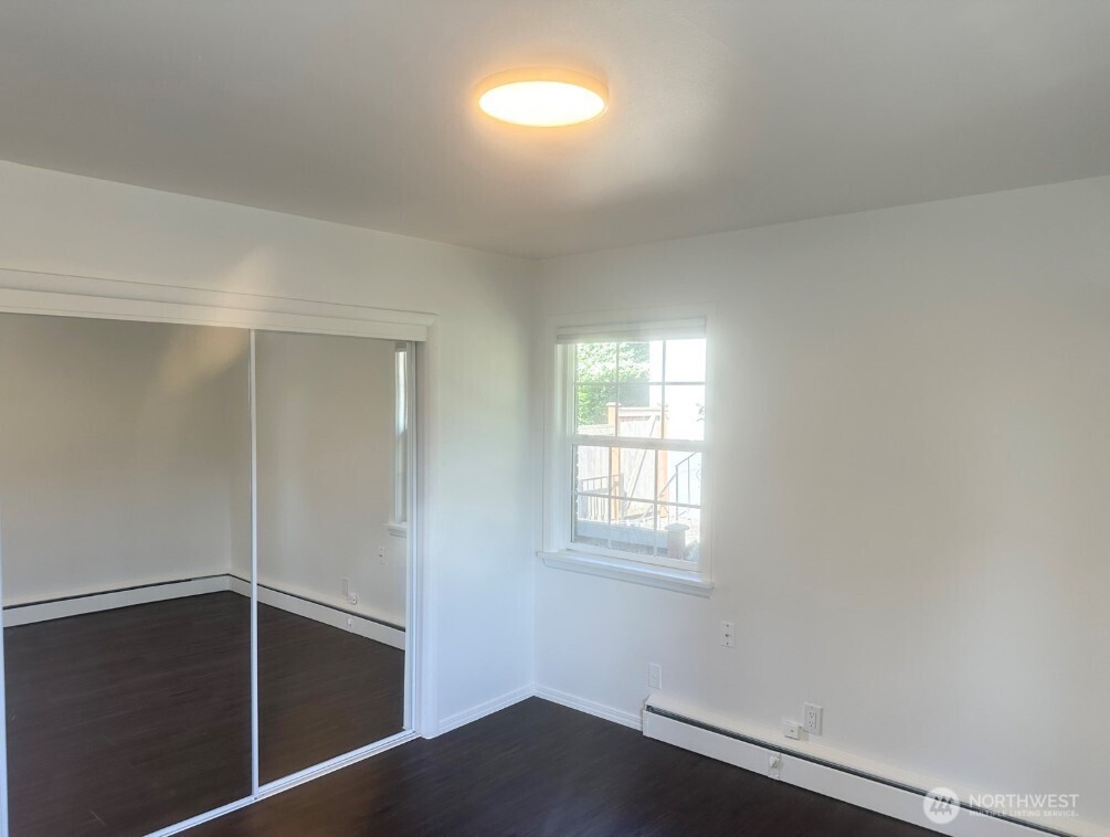 4207 S Bateman Street , Seattle, WA 98118