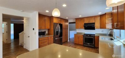 2417 Sahalee Drive W, Sammamish, WA 98074 - Photo 14