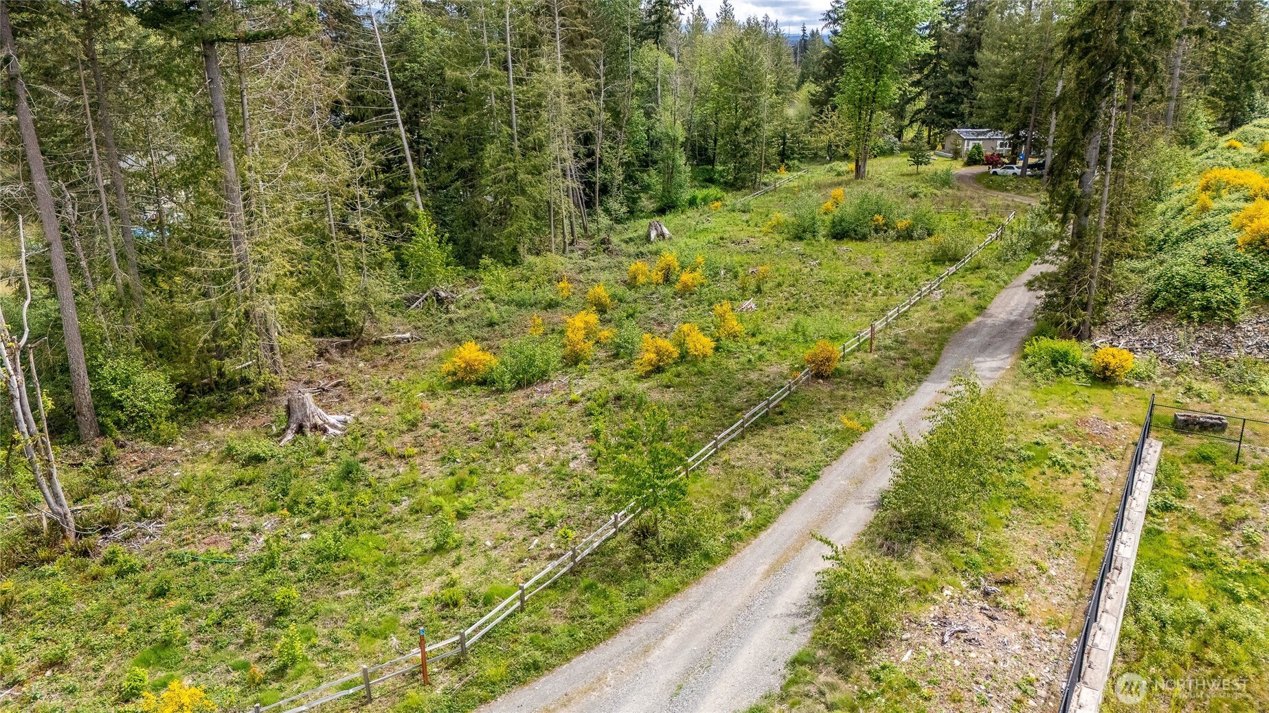 22512 State Route 410 E, Bonney Lake, WA 98391-4038