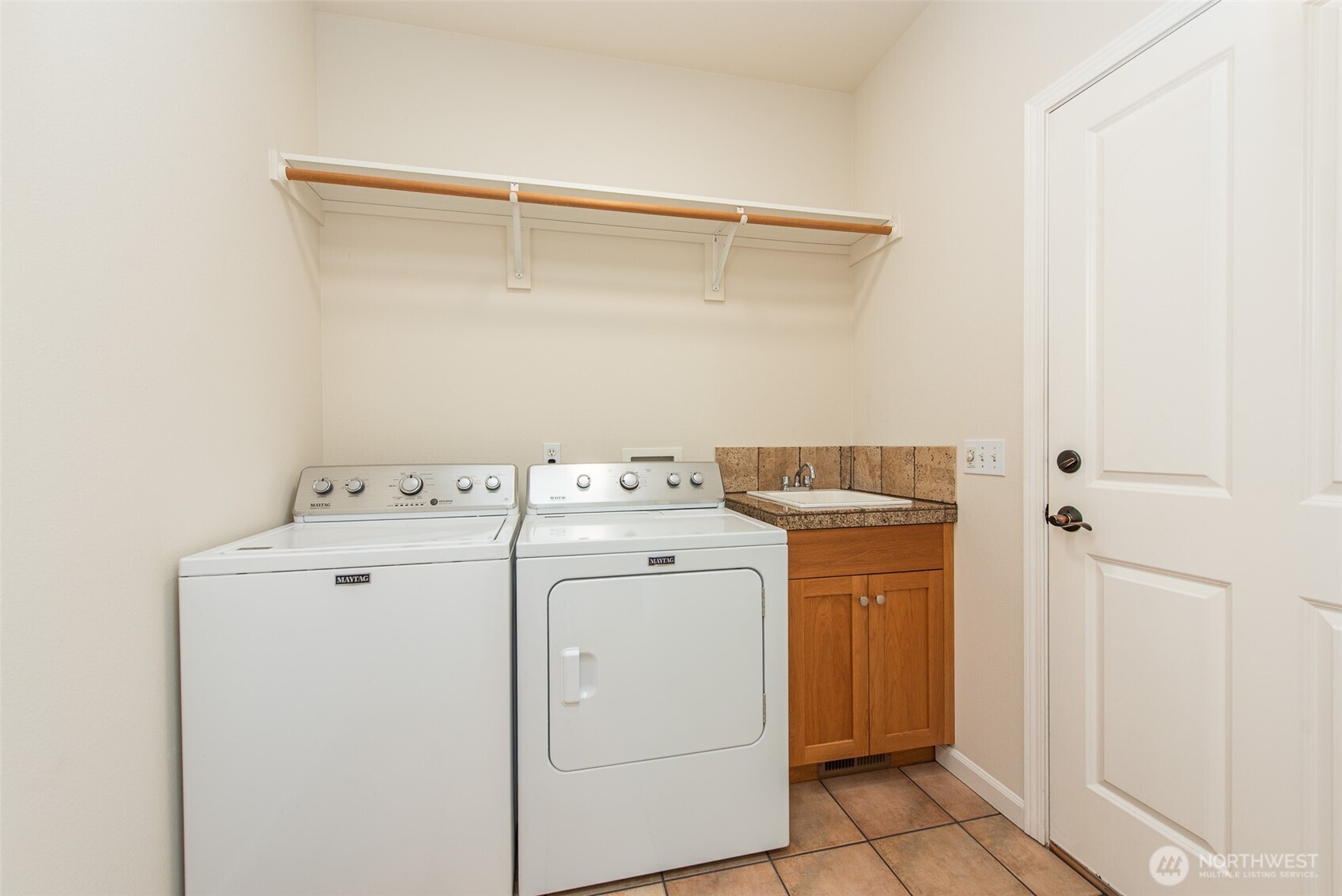 131 Moonlight Drive , Sequim, WA 98382