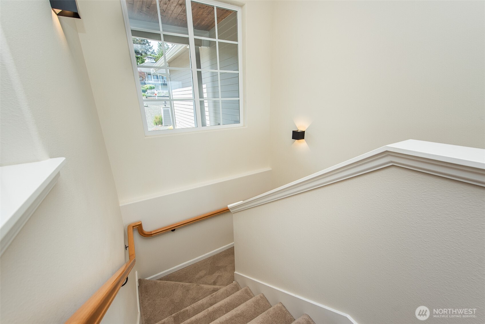 131 Moonlight Drive , Sequim, WA 98382