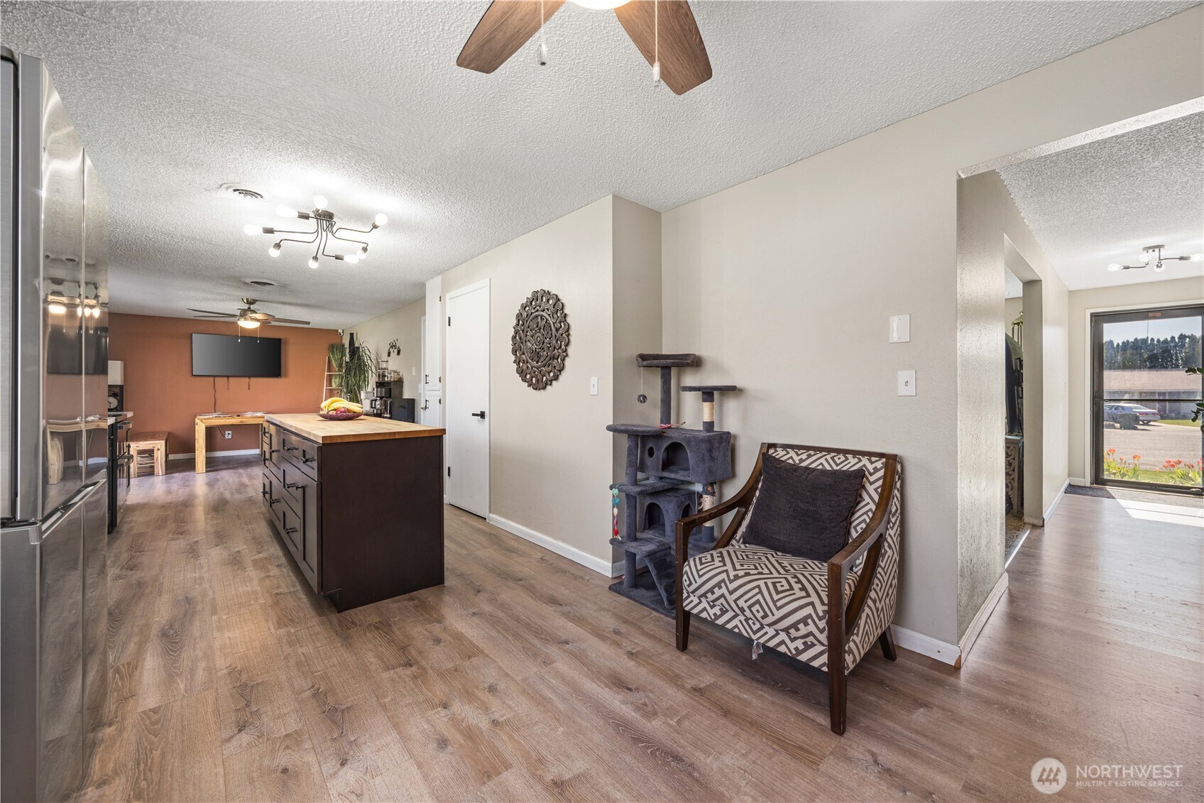 928 Selkirk Place , Brewster, WA 98812