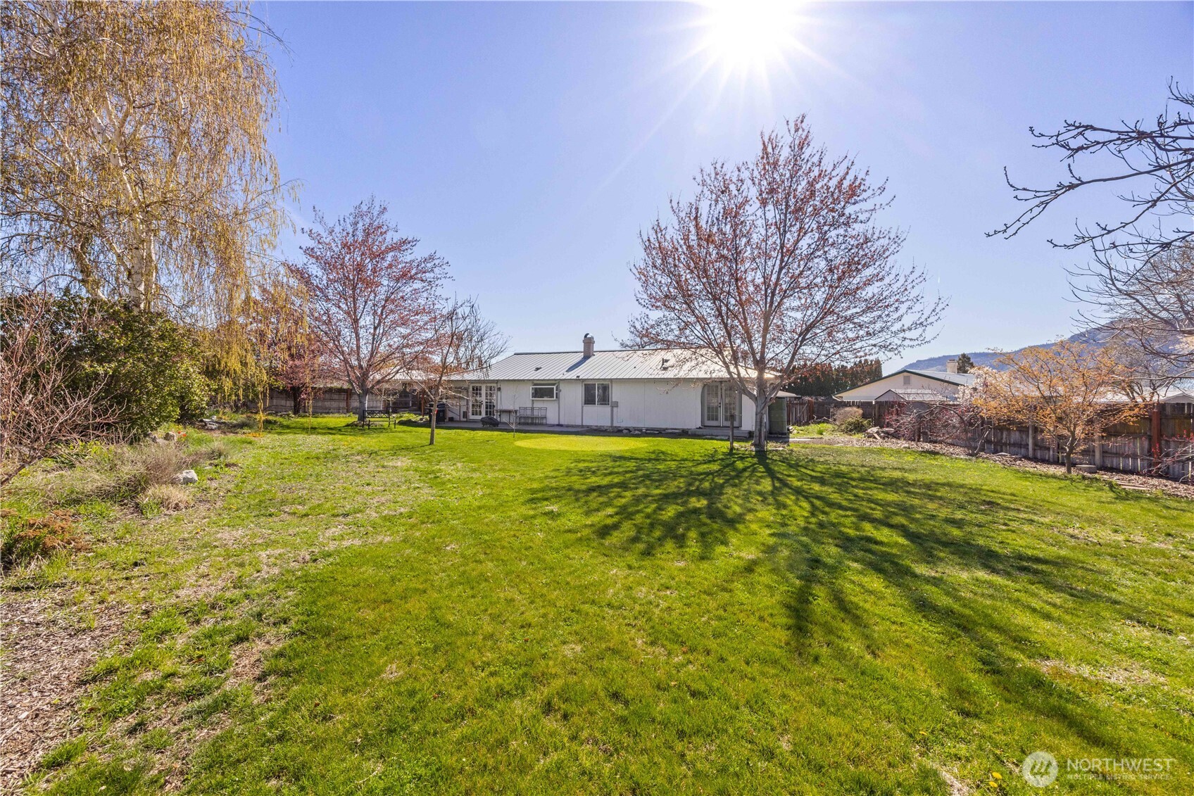 928 Selkirk Place , Brewster, WA 98812