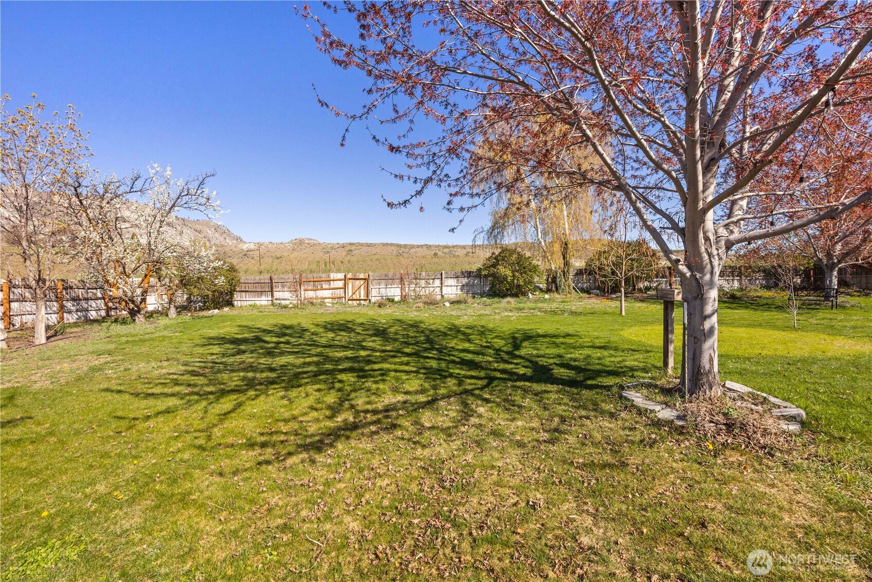 928 Selkirk Place , Brewster, WA 98812