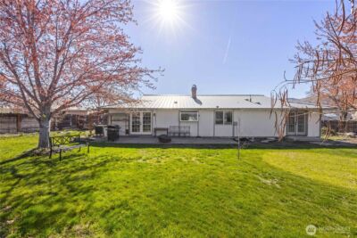 928 Selkirk Place , Brewster, WA 98812 - Photo 5