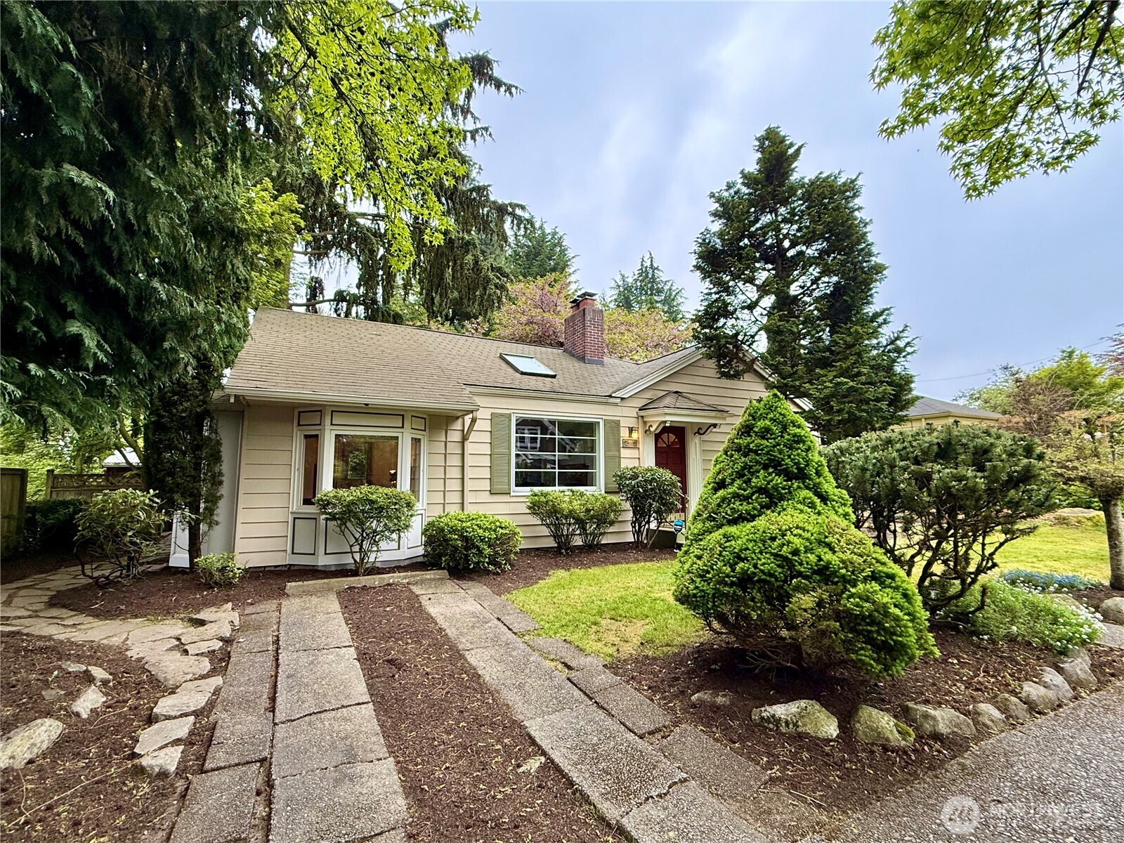 2113 NE 81st Place , Seattle, WA 98115