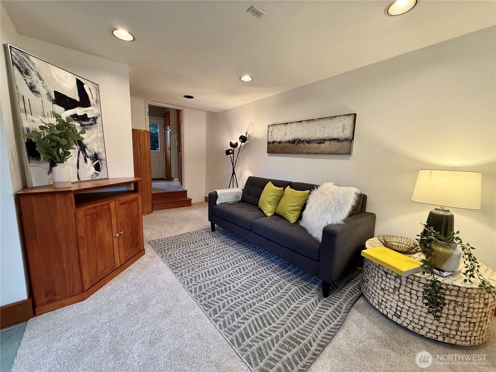 2113 NE 81st Place , Seattle, WA 98115