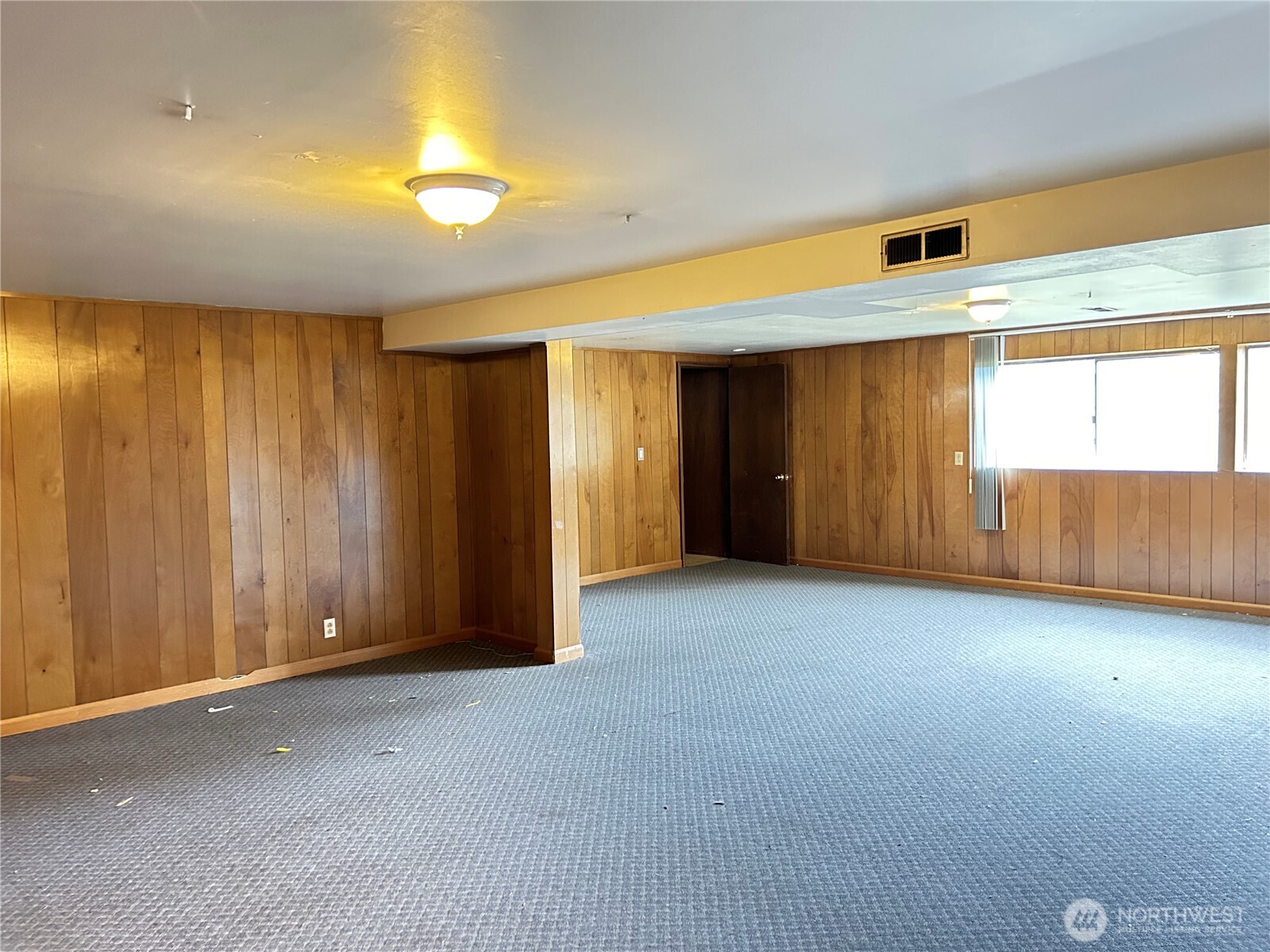 11718 5th Avenue NE, Seattle, WA 98125