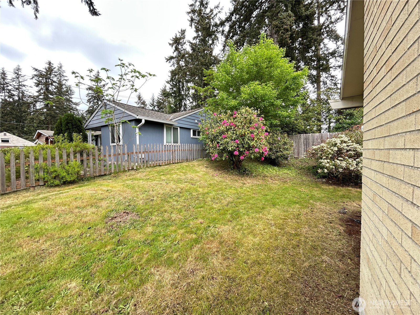 11718 5th Avenue NE, Seattle, WA 98125