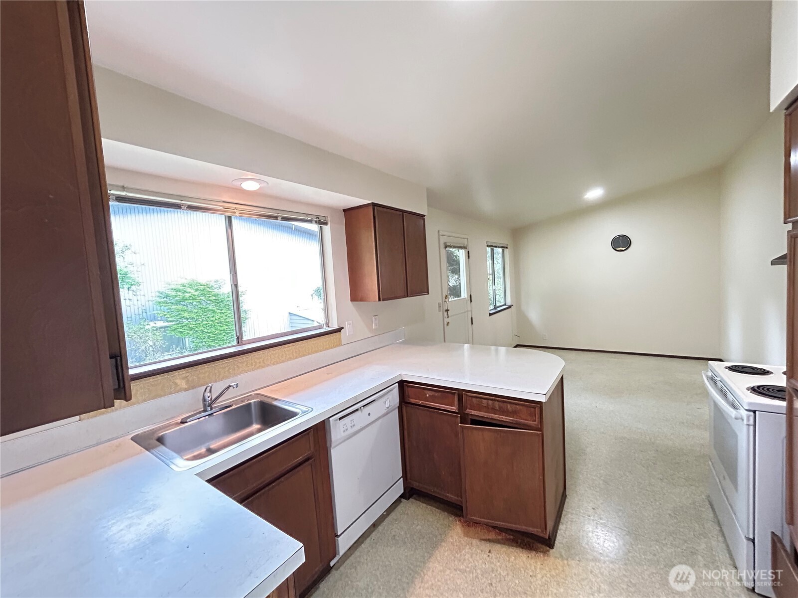 11718 5th Avenue NE, Seattle, WA 98125