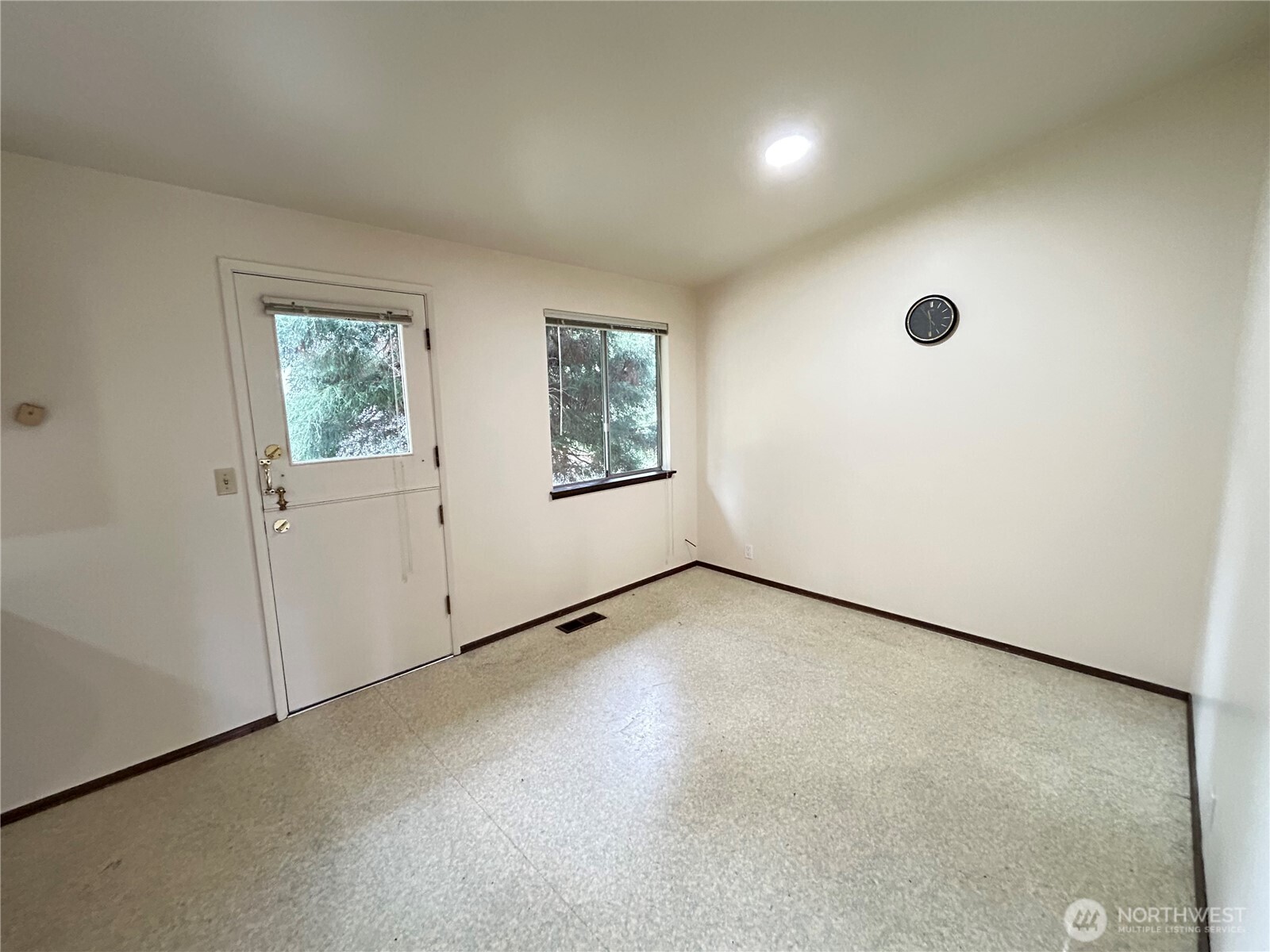 11718 5th Avenue NE, Seattle, WA 98125