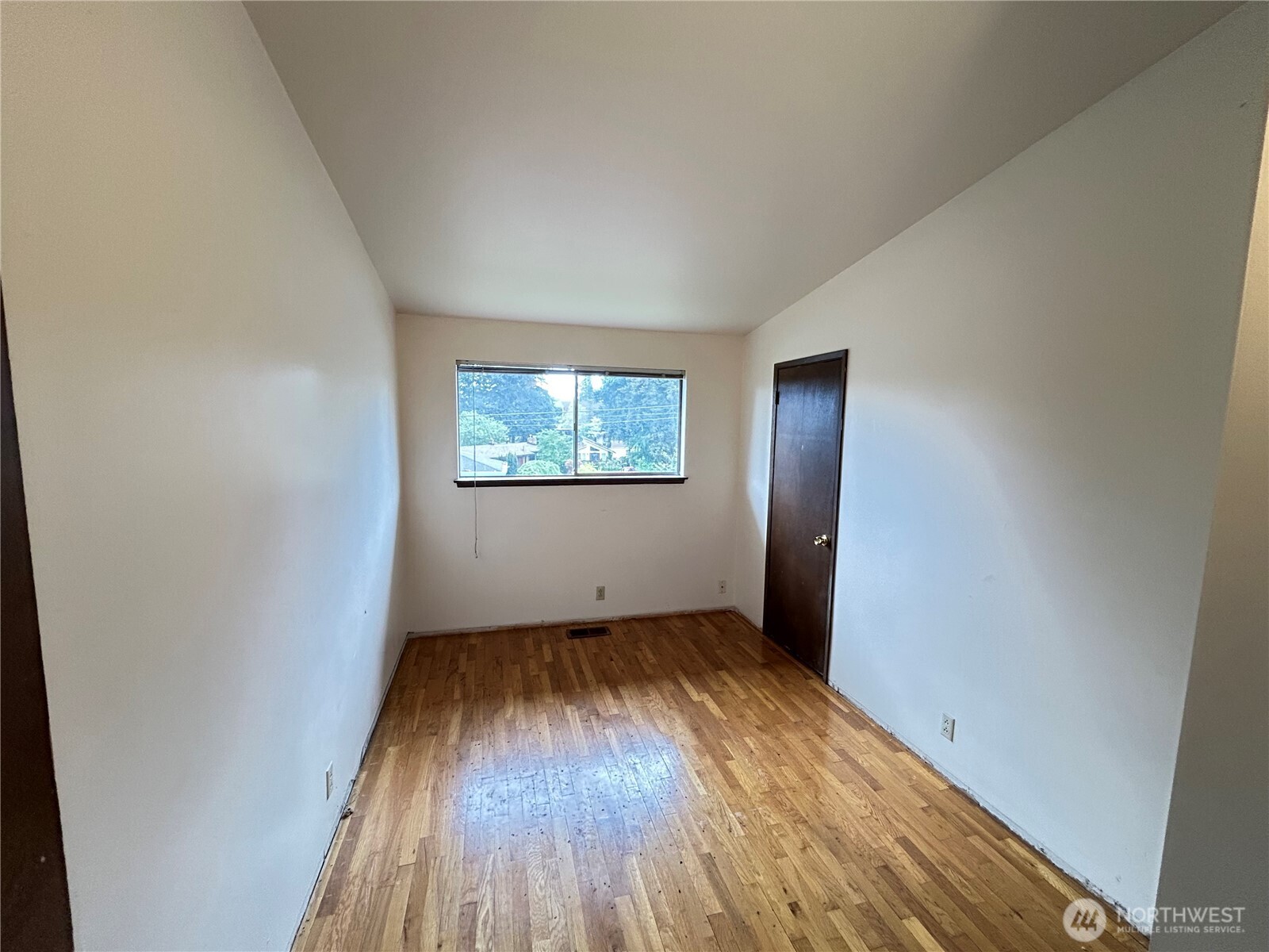 11718 5th Avenue NE, Seattle, WA 98125