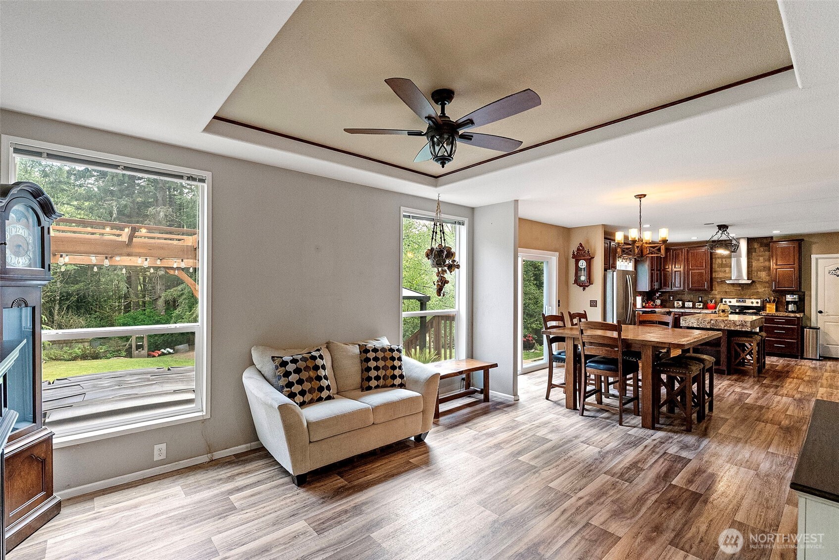 6852 SE Garfield Street , Port Orchard, WA 98366