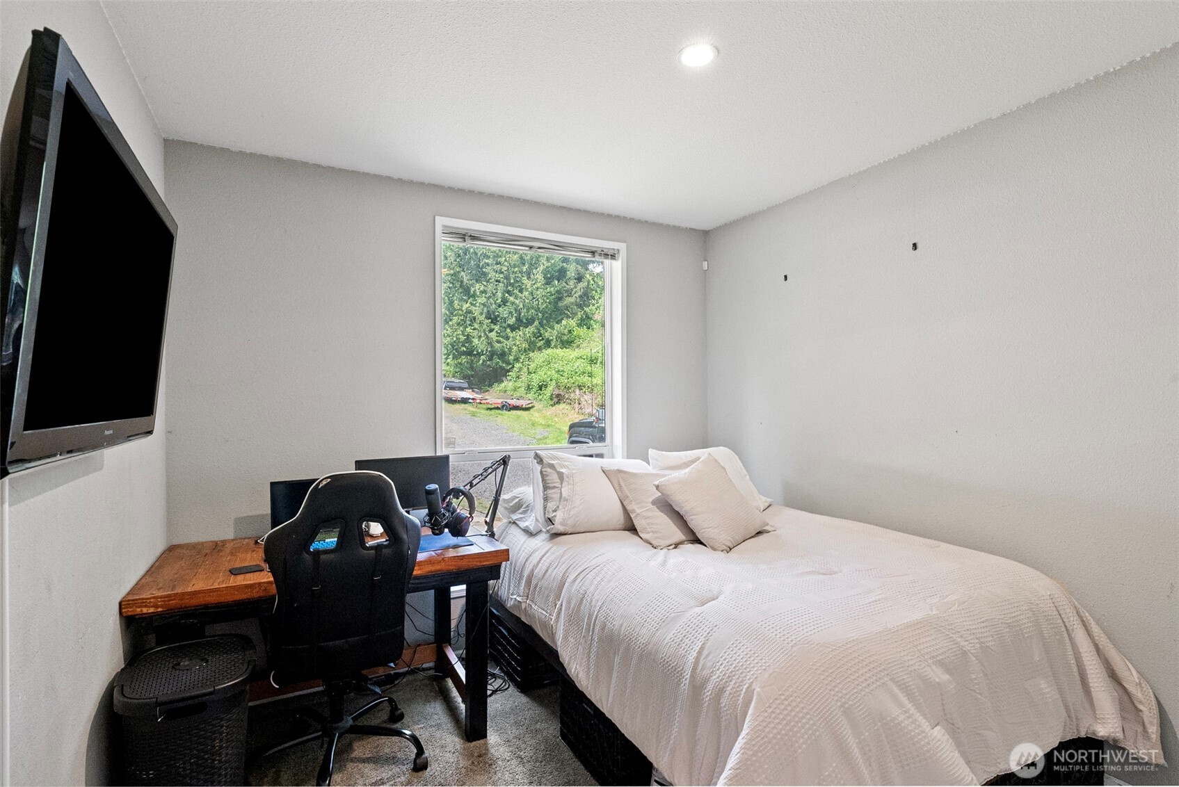 6852 SE Garfield Street , Port Orchard, WA 98366