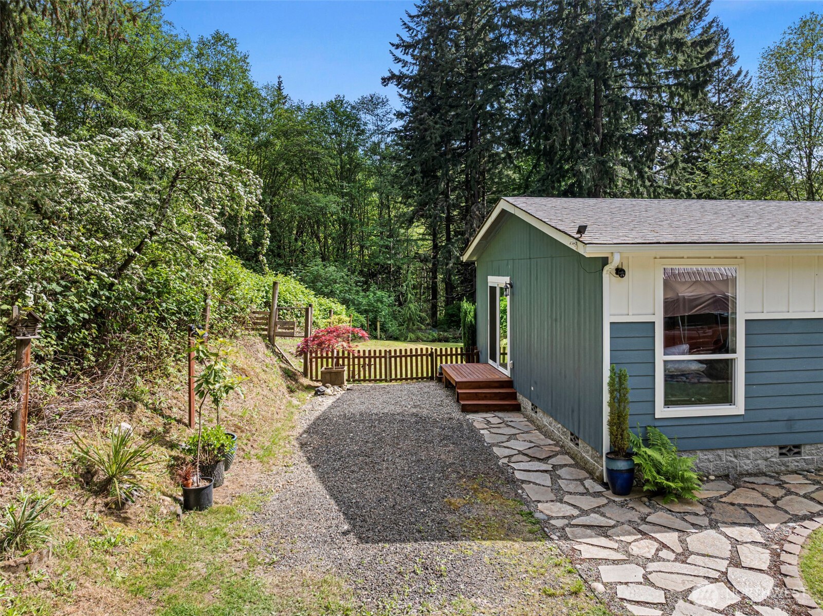 6852 SE Garfield Street , Port Orchard, WA 98366
