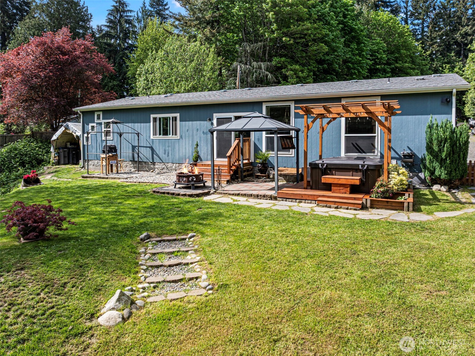6852 SE Garfield Street , Port Orchard, WA 98366