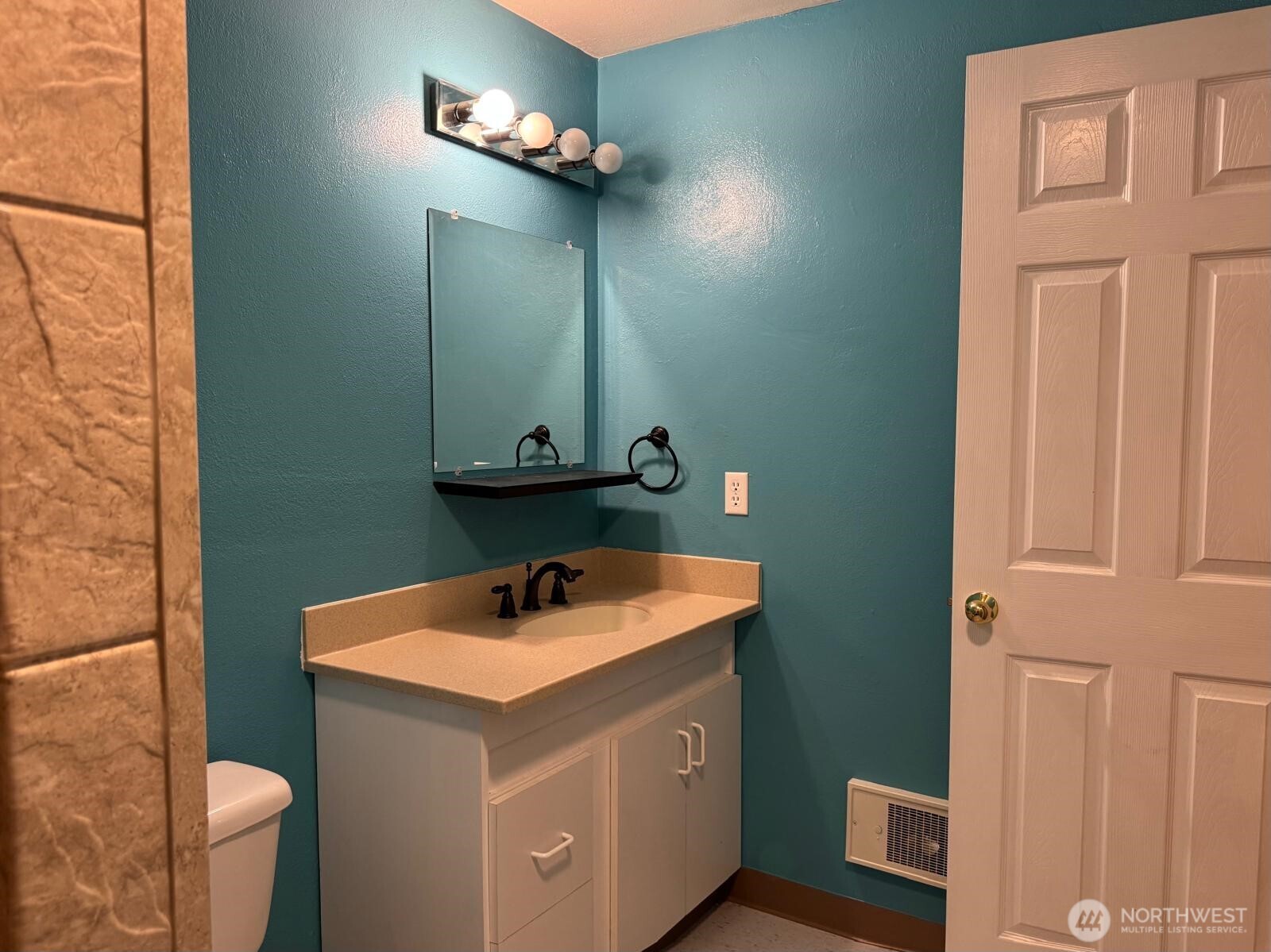 151 W Clark Rd , Shelton, WA 98584