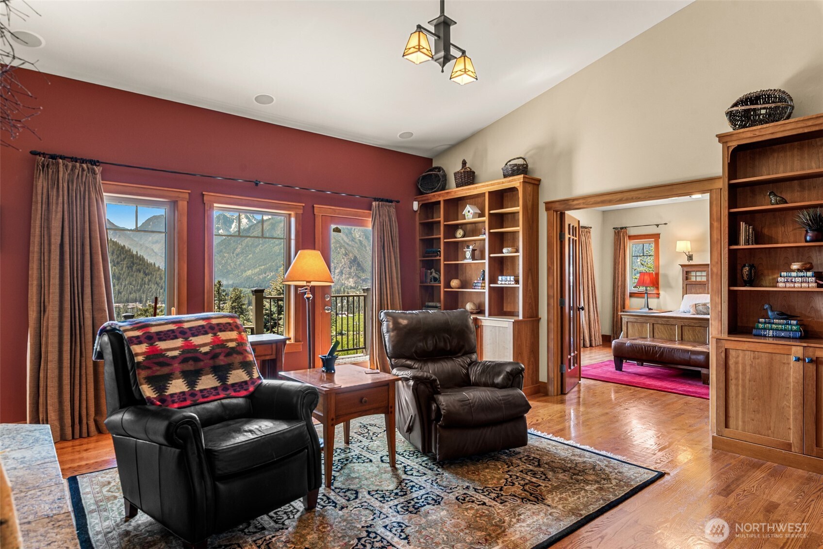 10665 North Road , Leavenworth, WA 98826