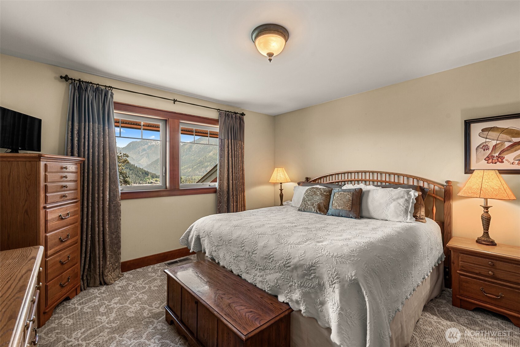 10665 North Road , Leavenworth, WA 98826