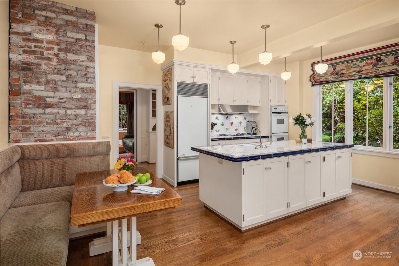 3802 E John Street , Seattle, WA 98112