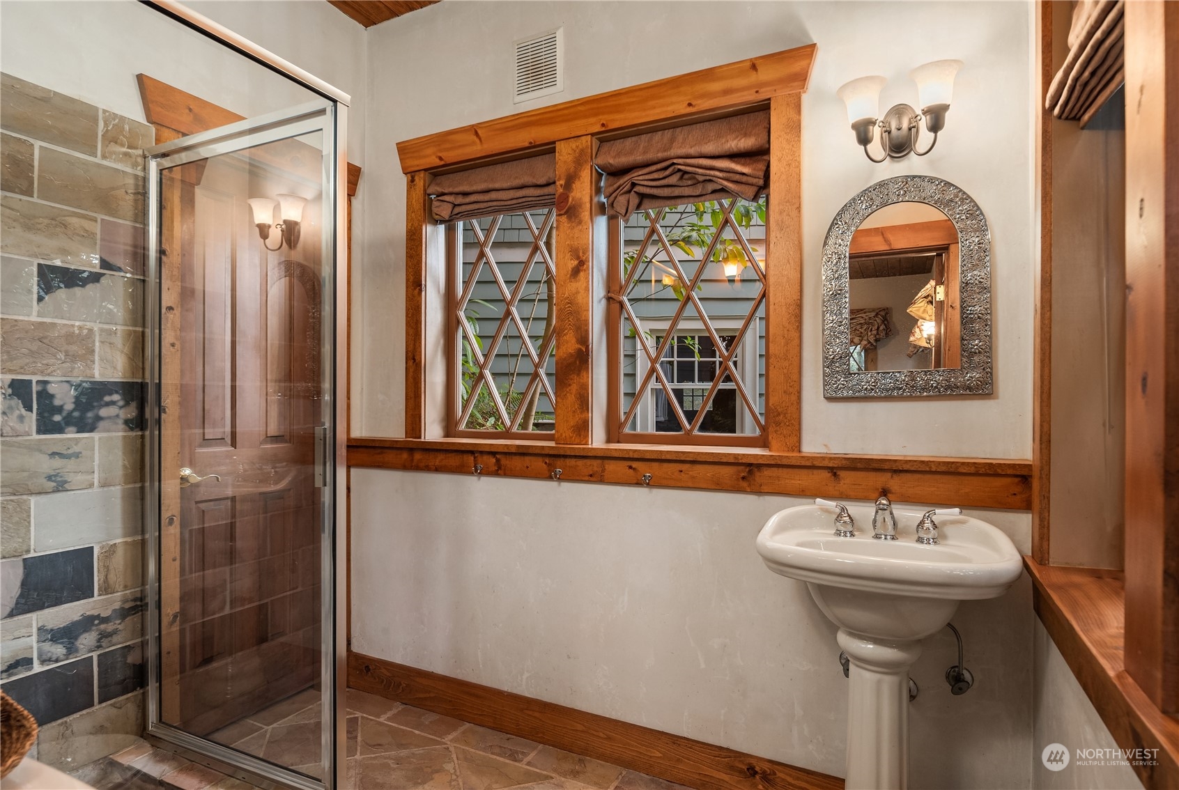 3802 E John Street , Seattle, WA 98112