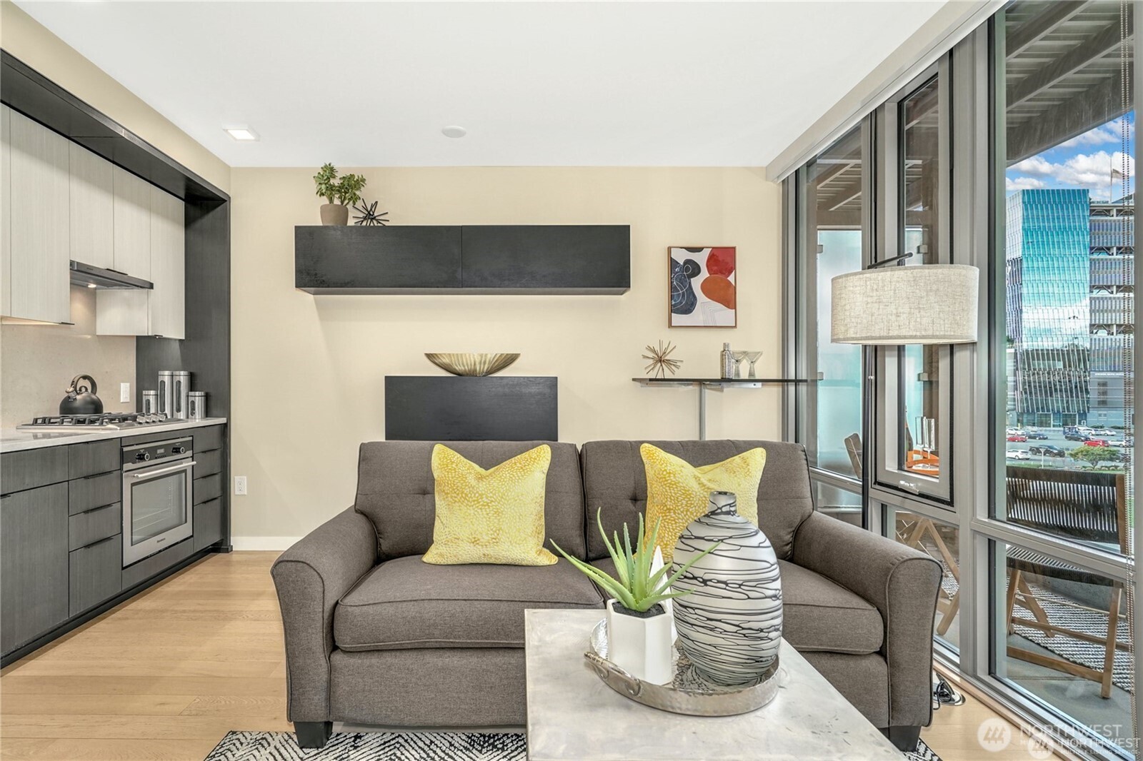 590 1st Avenue S #512, Seattle, WA 98104