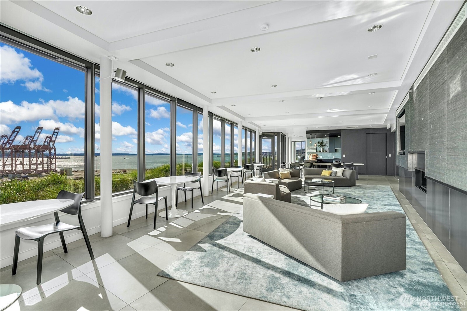590 1st Avenue S #512, Seattle, WA 98104