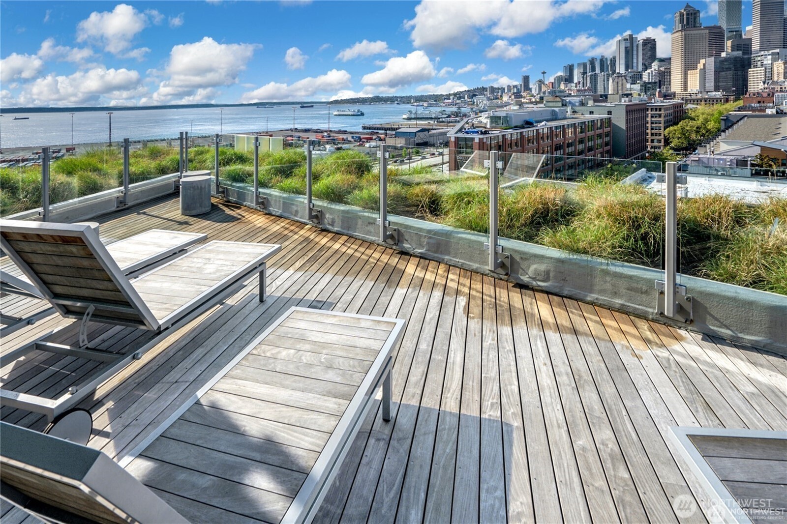 590 1st Avenue S #512, Seattle, WA 98104