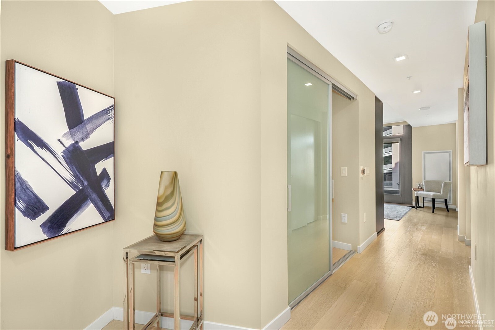 590 1st Avenue S #512, Seattle, WA 98104