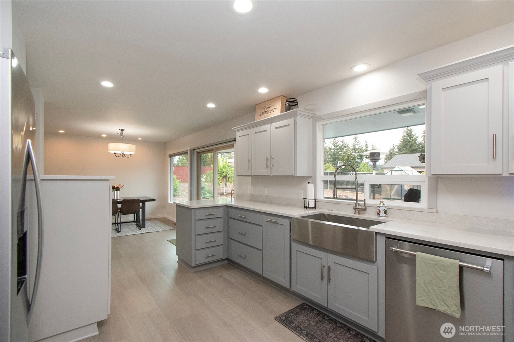 1720 W 8th Street , Port Angeles, WA 98363