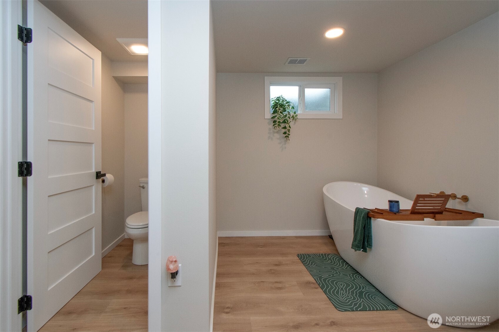 1720 W 8th Street , Port Angeles, WA 98363