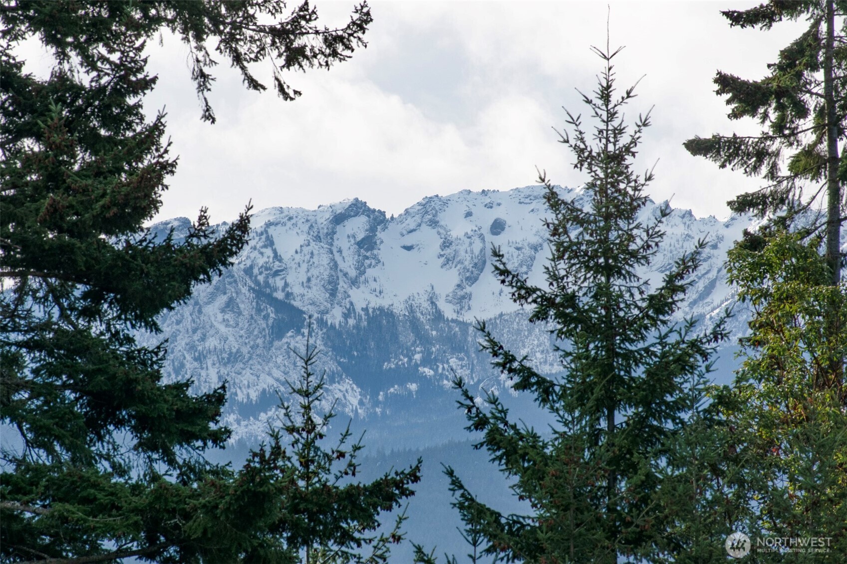 1720 W 8th Street , Port Angeles, WA 98363