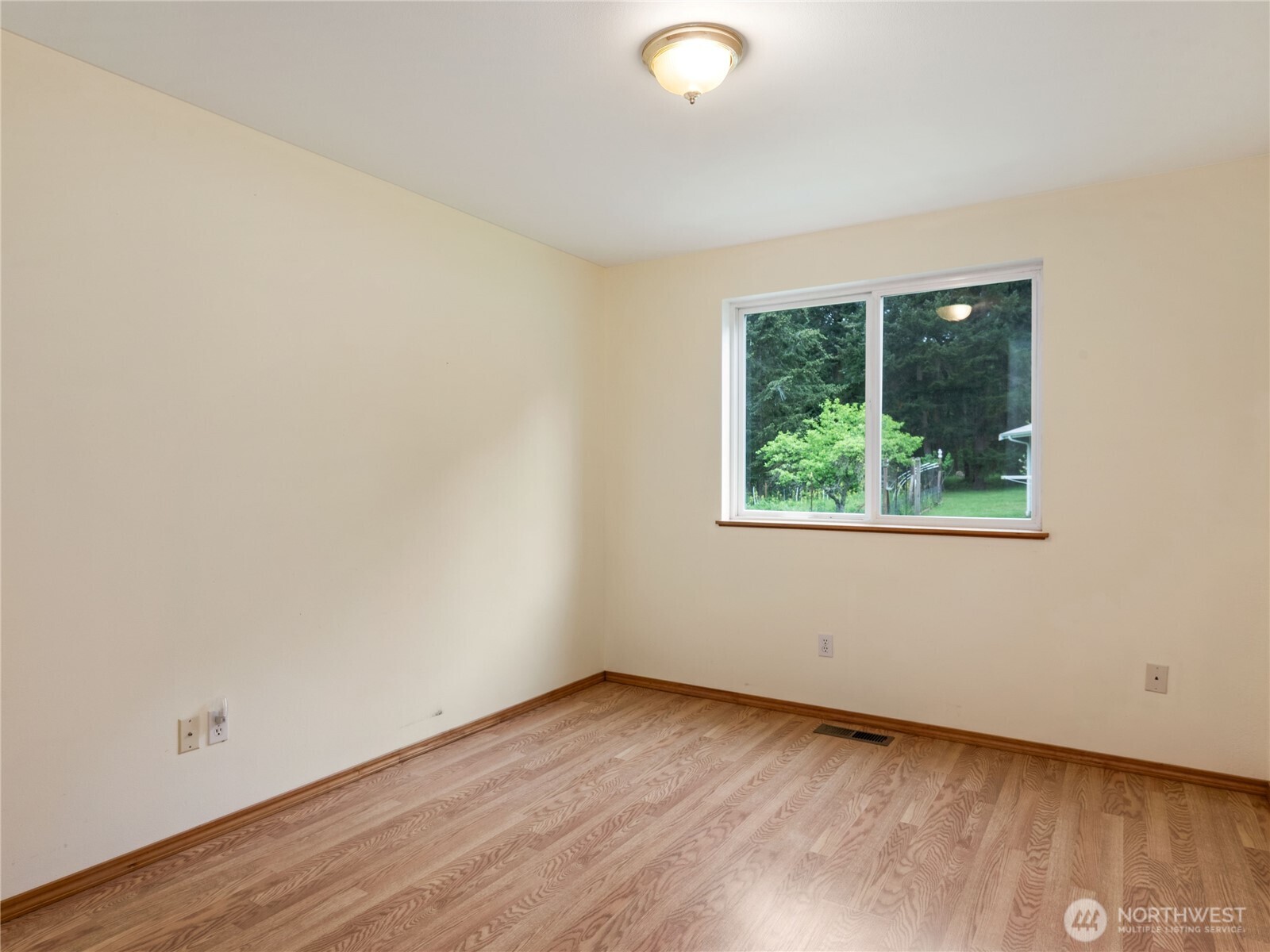 5293 Bounty Loop , Freeland, WA 98249