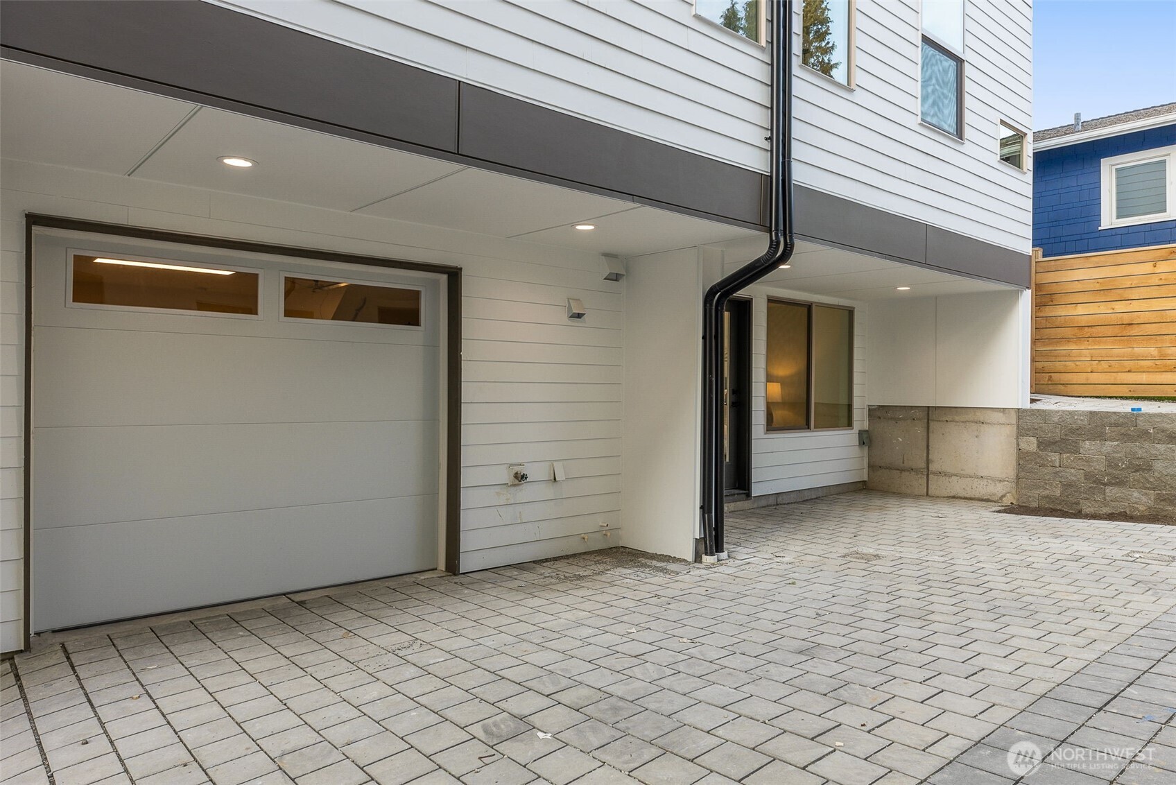 1203 B N Allen Place , Seattle, WA 98103