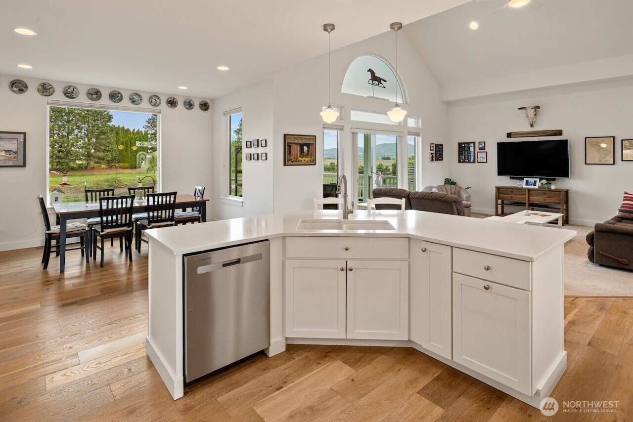 670 Berry , Ellensburg, WA 98926