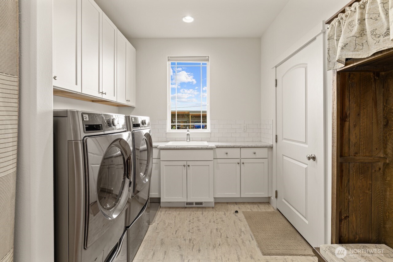 670 Berry , Ellensburg, WA 98926
