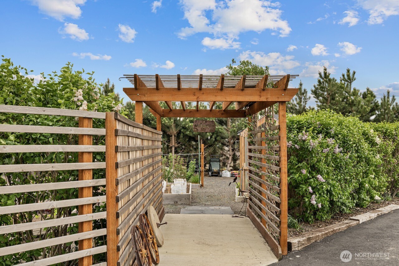 670 Berry , Ellensburg, WA 98926