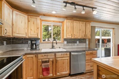 19147 Loganberry Street SW, Rochester, WA 98579 - Photo 20