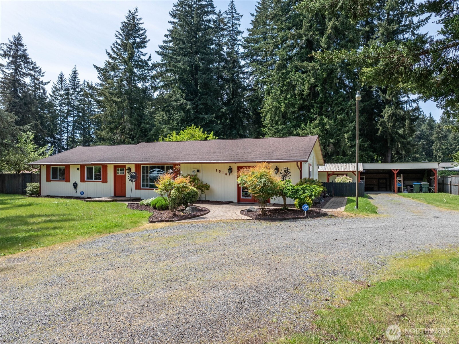 19147 Loganberry Street SW, Rochester, WA 98579