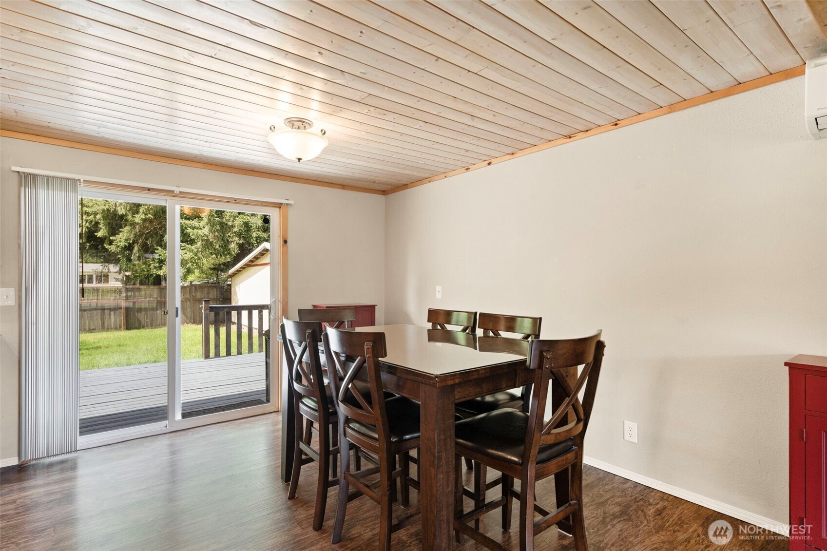 19147 Loganberry Street SW, Rochester, WA 98579