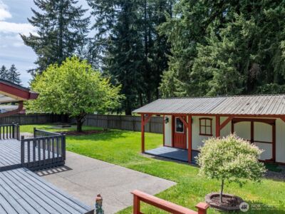 19147 Loganberry Street SW, Rochester, WA 98579 - Photo 5