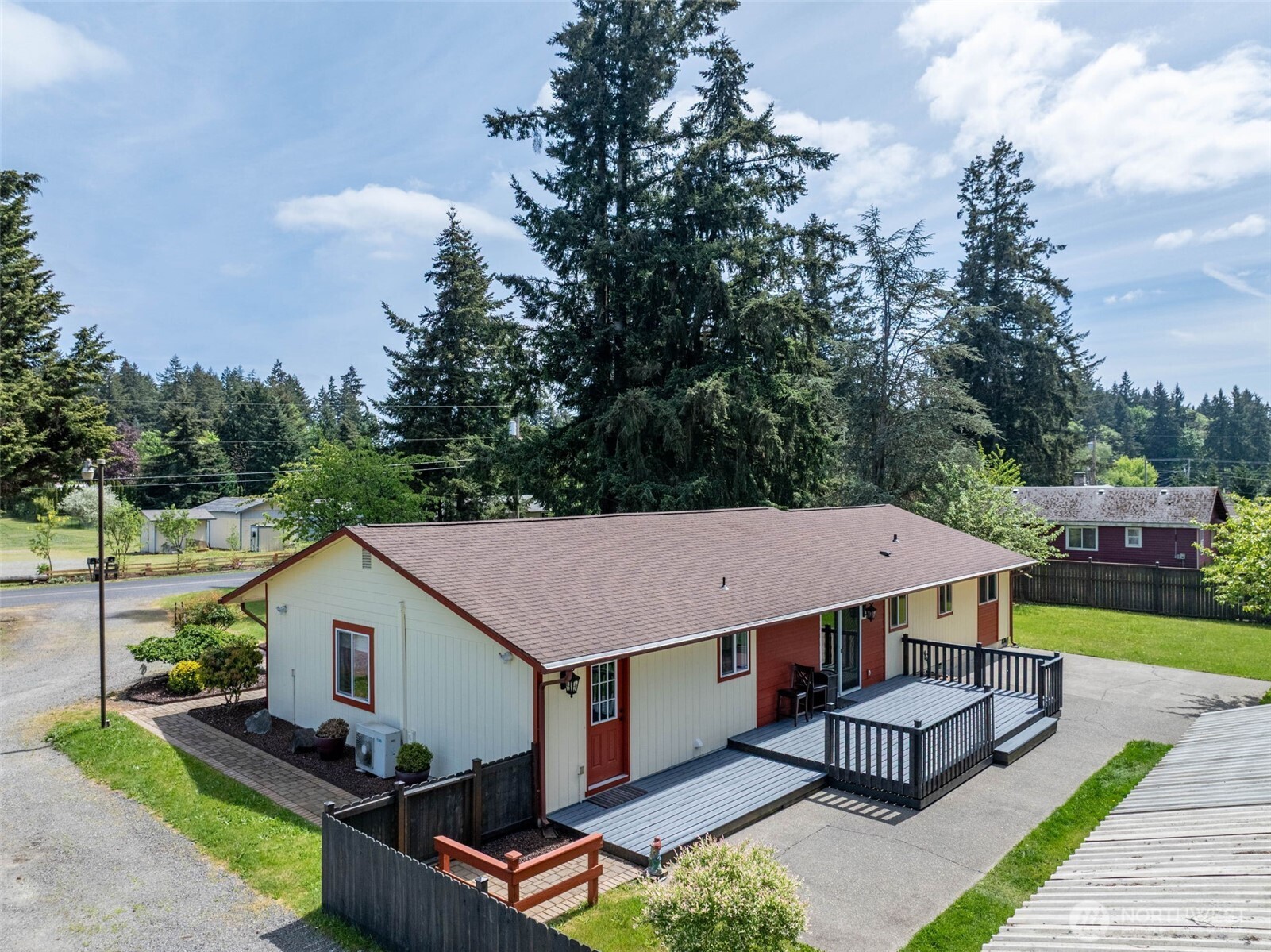 19147 Loganberry Street SW, Rochester, WA 98579