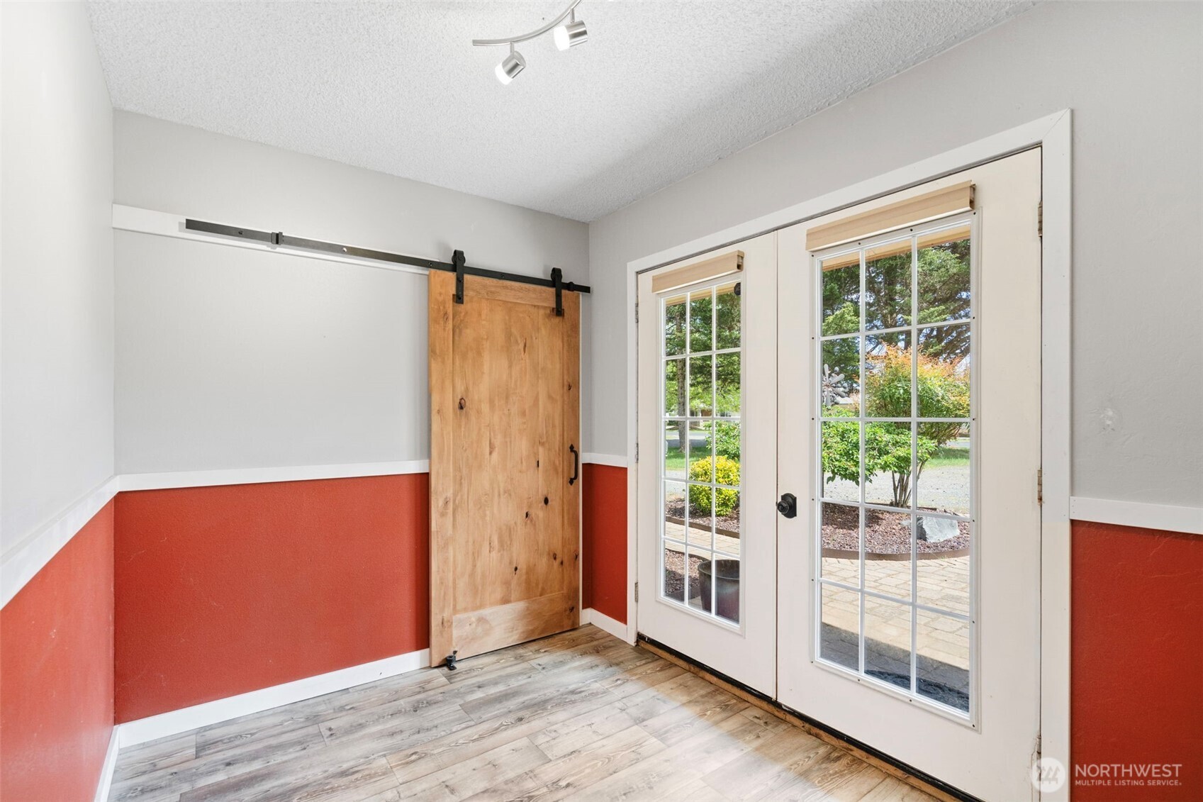 19147 Loganberry Street SW, Rochester, WA 98579